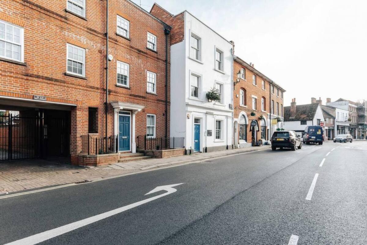 Villa Olive Tale Henley-on-Thames Esterno foto