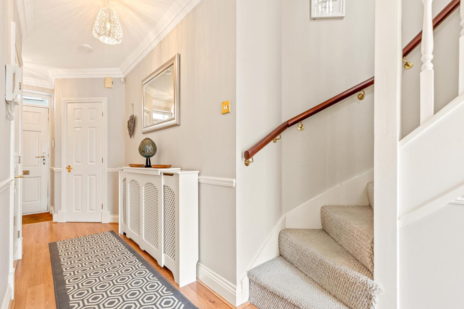 Villa Olive Tale Henley-on-Thames Esterno foto