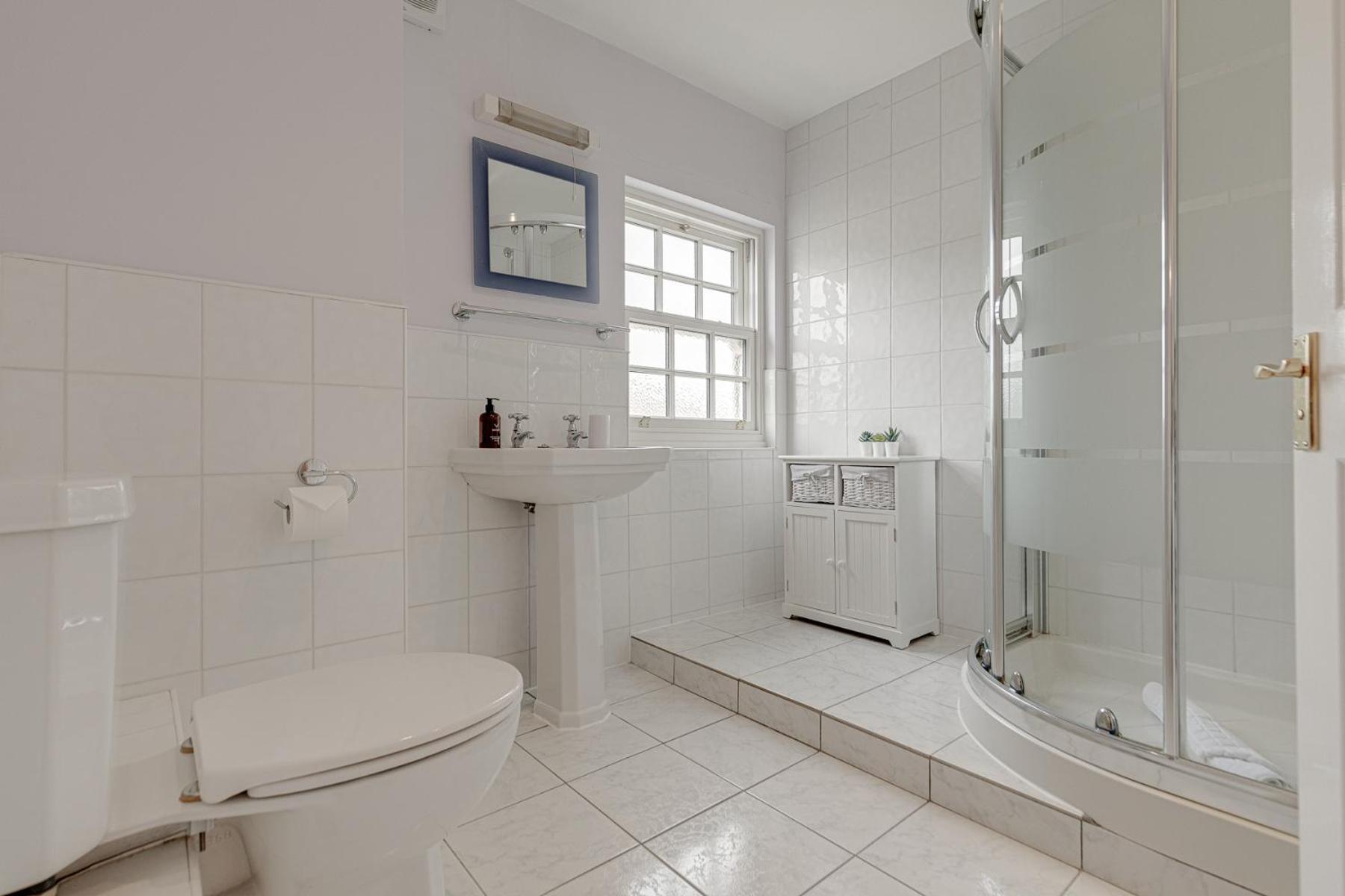 Villa Olive Tale Henley-on-Thames Esterno foto
